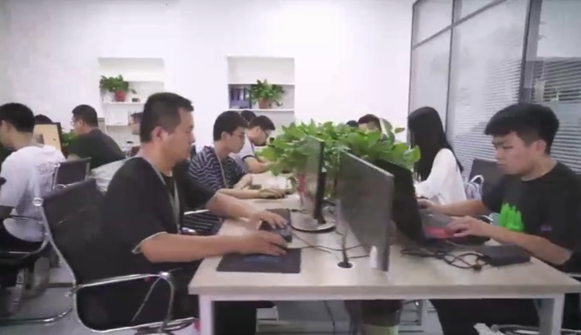 微信小程序如何做好同城本地引流？瓦力游戏小程序开发怎样布局
